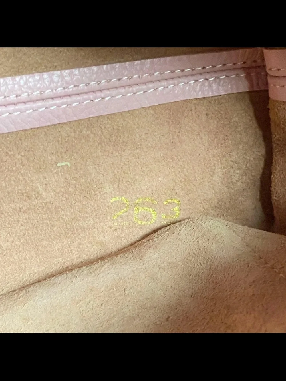 Mulberry Pink Leather Shoulder Bag with Front Buckle Pockets